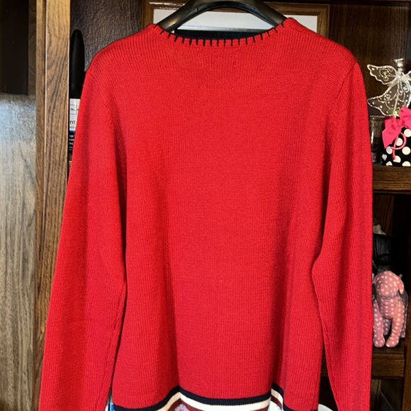 American 🇺🇸 Bear Sweater - Picture 6 of 7